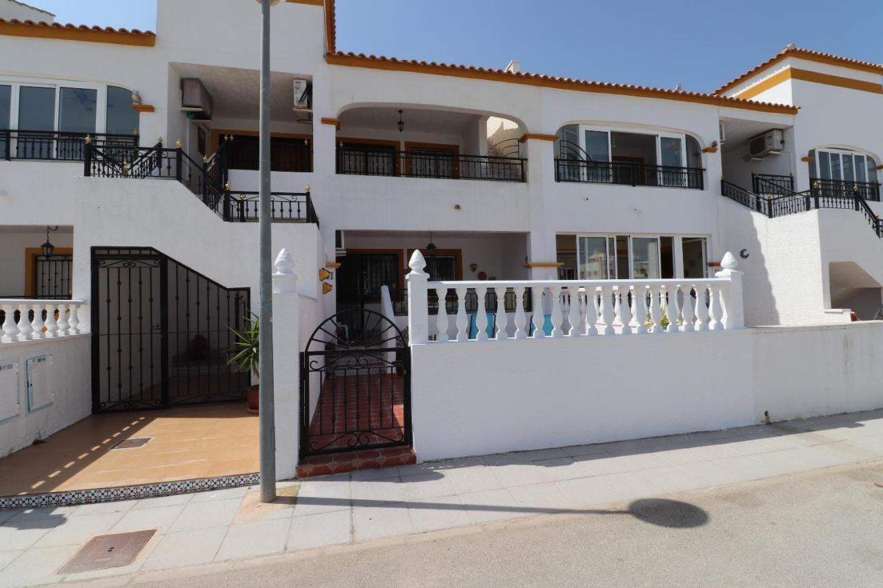 فيلا Vistabella Golf Flat With Access To Pool And Parking أوريويلا المظهر الخارجي الصورة